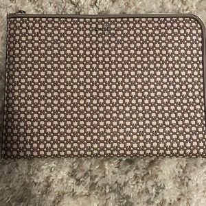 Kate Spade laptop sleeve (fits up to 15 inches laptop)